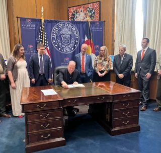 Governor Signs NFIB Priority Bill on Tax Licenses