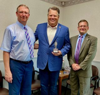 NFIB Presents Rep. Cross With Guardian of Small Business Award